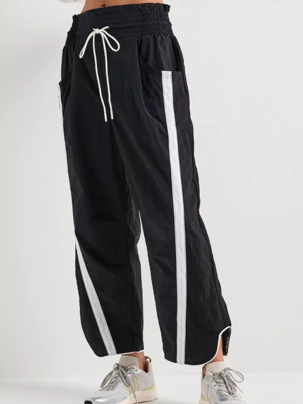 FREE PEOPLE MOVEMENT CHAMP IS HERE TRACK PANTS BLACK LARGE LIKE NEW